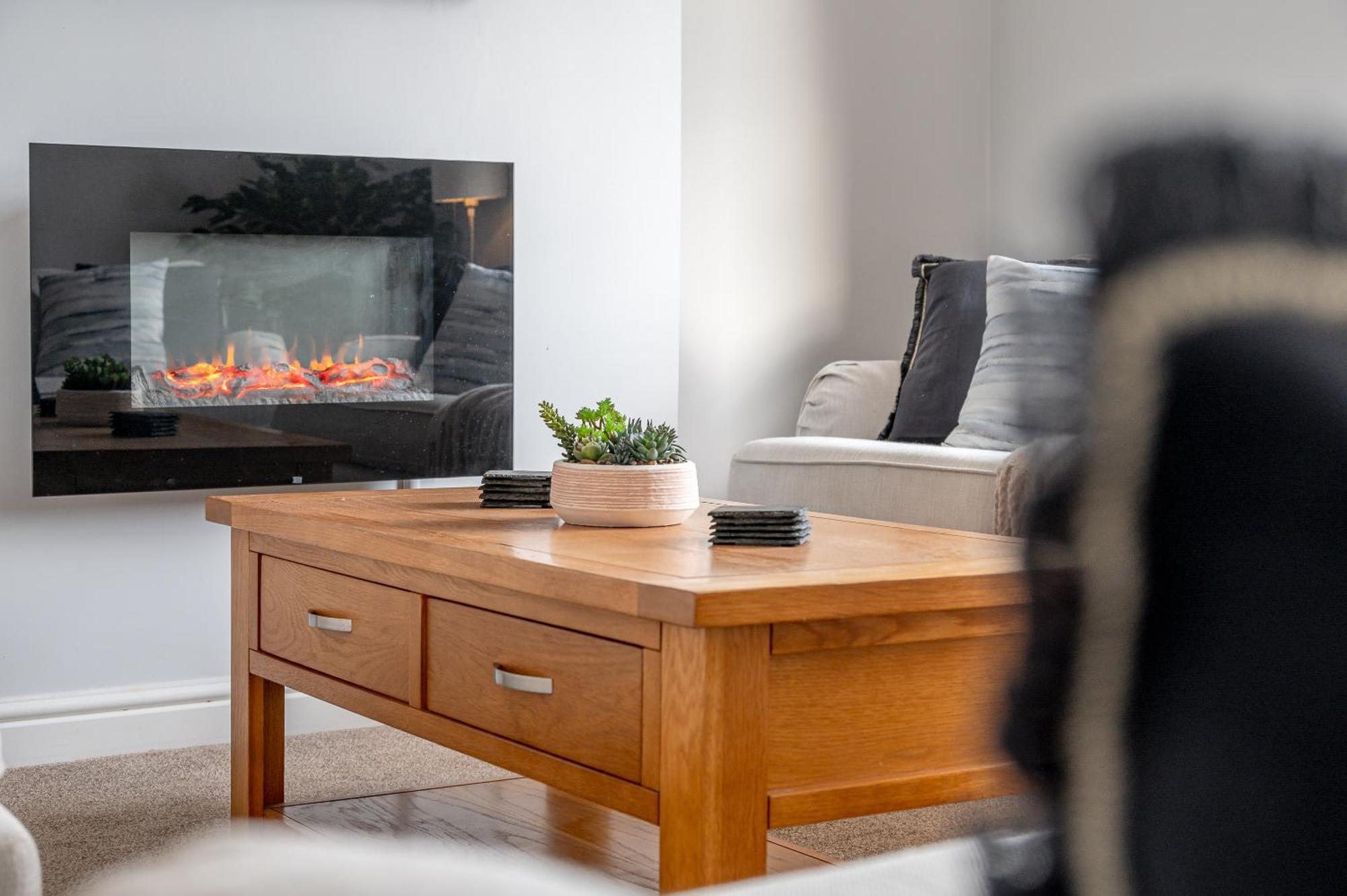 Rosemill - Large Pet Friendly Home With Off Road Parking Whitby Exteriér fotografie