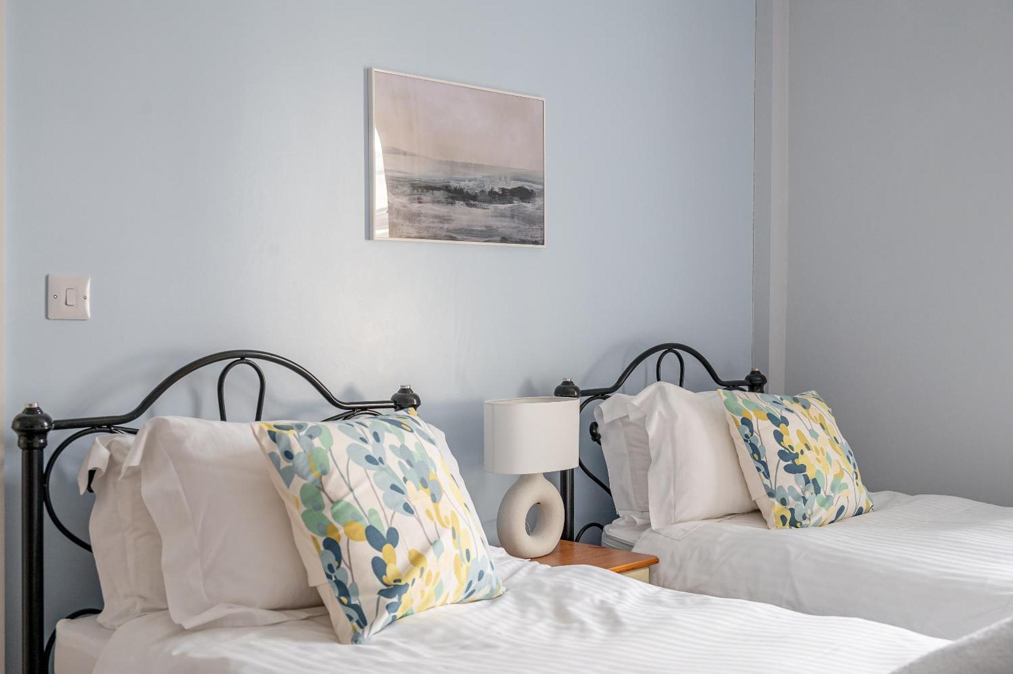 Rosemill - Large Pet Friendly Home With Off Road Parking Whitby Exteriér fotografie